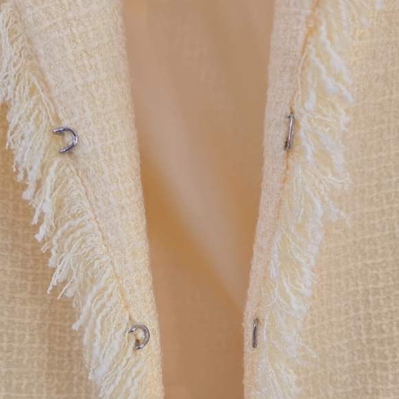 Sag Harbor Yellow Textured Blazer - Picture 2 of 5